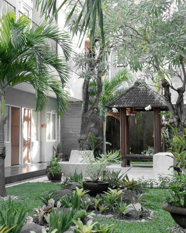 Seruni Guest House Denpasar Exterior foto